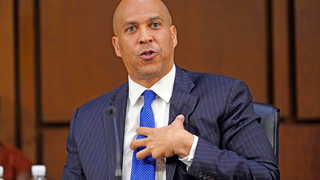 Cory Booker tells Deadspin there is a 'real window of opportunity' for the College Athletes Bill of Rights to pass